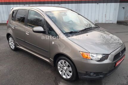 Mitsubishi Colt 109.600 km 6.495 &euro; Dresden 01279