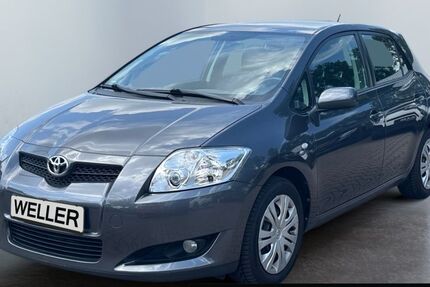 Toyota Auris 82.000 km 7.990 &euro; Bielefeld 33609