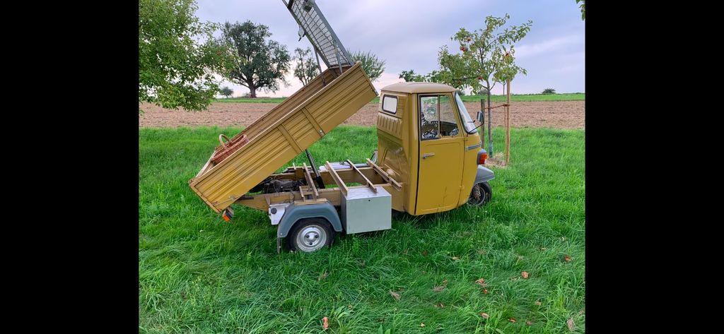 Piaggio APE 18.000 km 7.900 &euro; Kieselbronn 75249