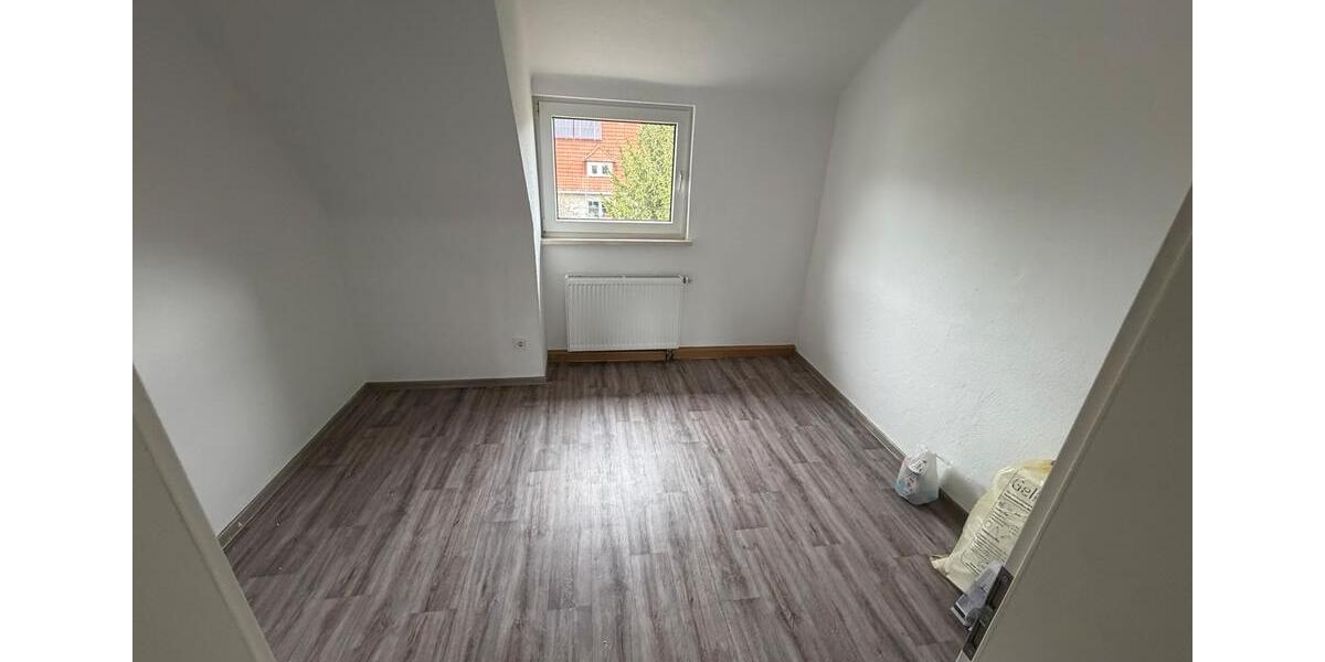 Dachgeschoßwohnung Krayenberggemeinde - 3 Zimmer, 55 m&sup2;, 575&euro; | Angebot:26237875