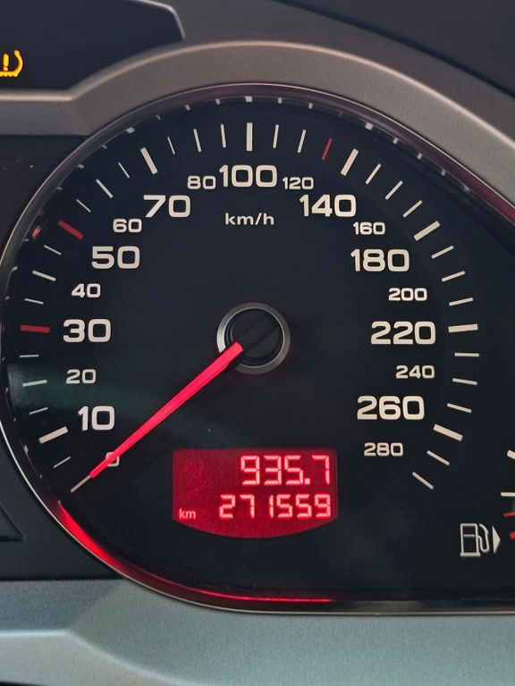 Audi A6 271.000 km 12.500 € Buxtehude 21614