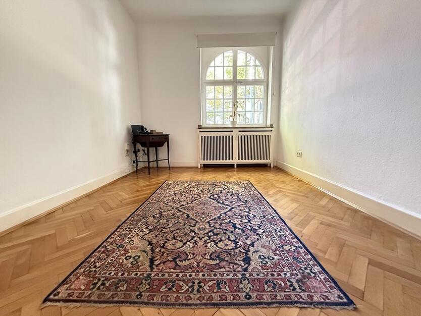Einzigartiges Mietangebot: Historische Villa mit großem Garten | ca. 310 m² Wohnfläche zimmer