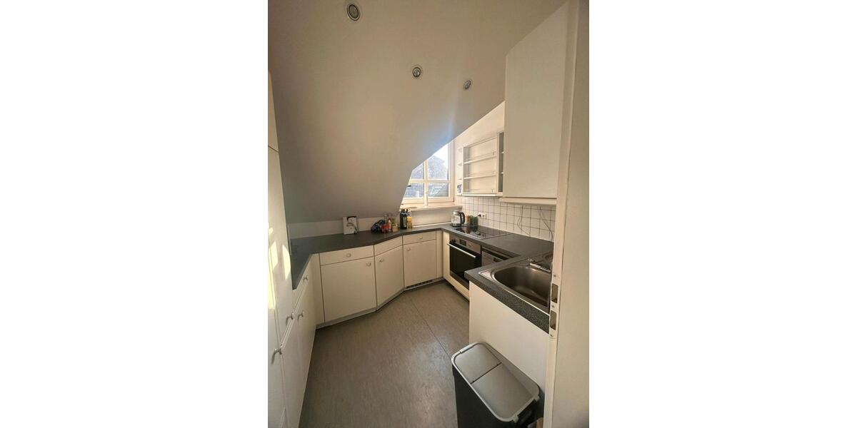 Dachgeschoßwohnung München Sendling-Westpark - 3 Zimmer, 80 m&sup2;, 948&euro; | Angebot:26670278