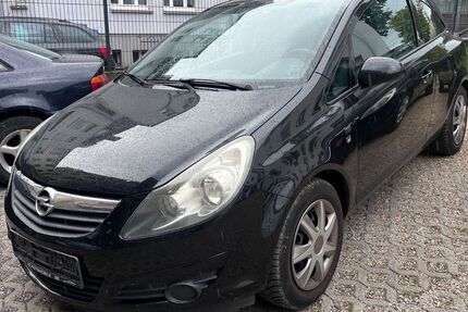 Opel Corsa 198.000 km 1.480 &euro; Recklinghausen 45657