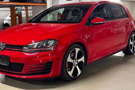 VW Golf 136.498 km 13.900 &euro; Oberursel (bei Frankfurt am Main) 61440