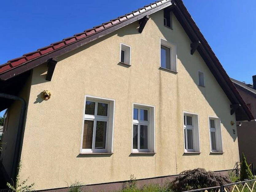 Grosses EFH, 4 Zi., 120 qm, 795 qm Grund, 1.550 € NKM 4 zimmer