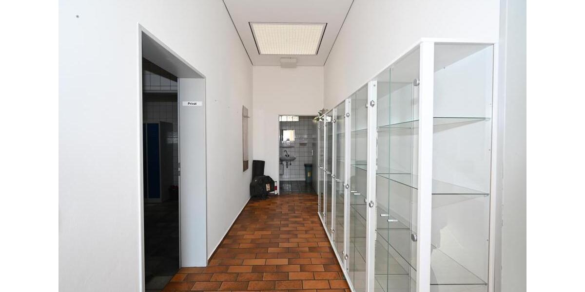 Gewerbeobjekt Neumarkt in der Oberpfalz Altenhof - 2.630&euro; | Angebot:23691180