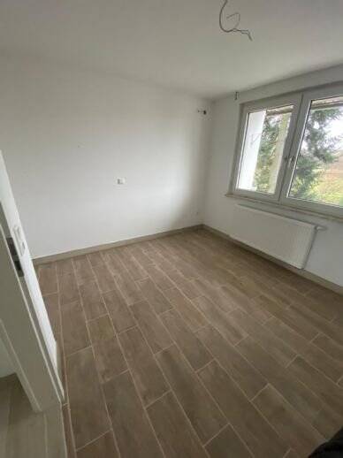 Etagenwohnung Troisdorf - 3 Zimmer, 80 m&sup2;, 1.300&euro; | Angebot:19323682