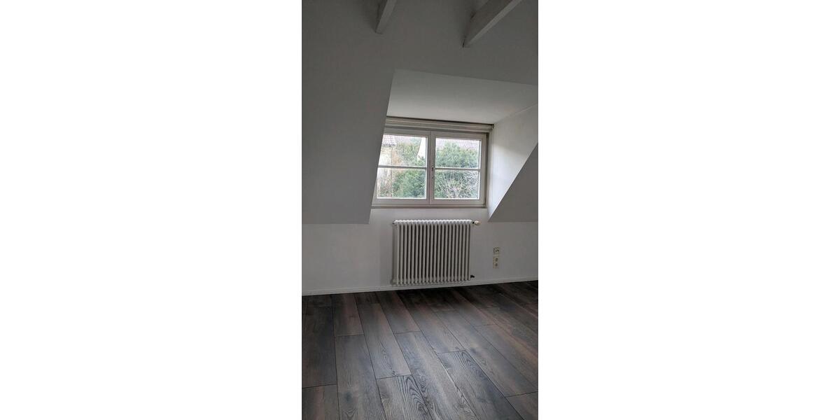 Dachgeschoßwohnung Stuttgart Stuttgart-Nord - 2 Zimmer, 38 m&sup2;, 600&euro; | Angebot:26012940