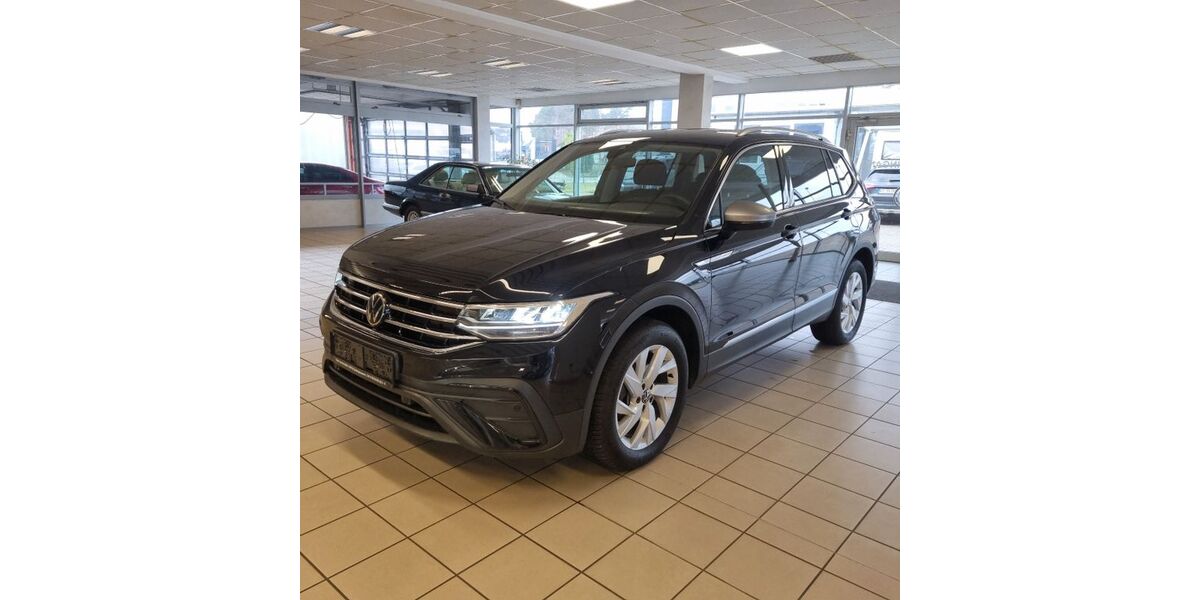 VW Tiguan Allspace 10.174 km 30.500 &euro; Oerlinghausen 33813