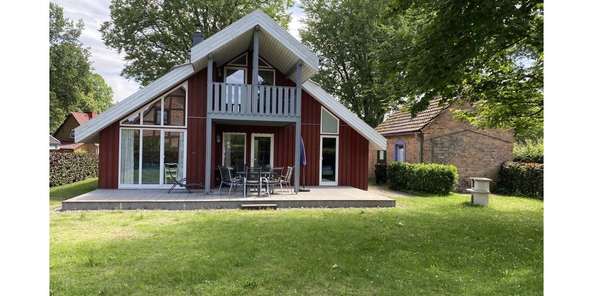 Freistehendes Haus in Mirow: Winterfest, in Seenähe, Garage, sofort frei! - Einfamilienhaus Mirow Granzow | Angebot:27212176