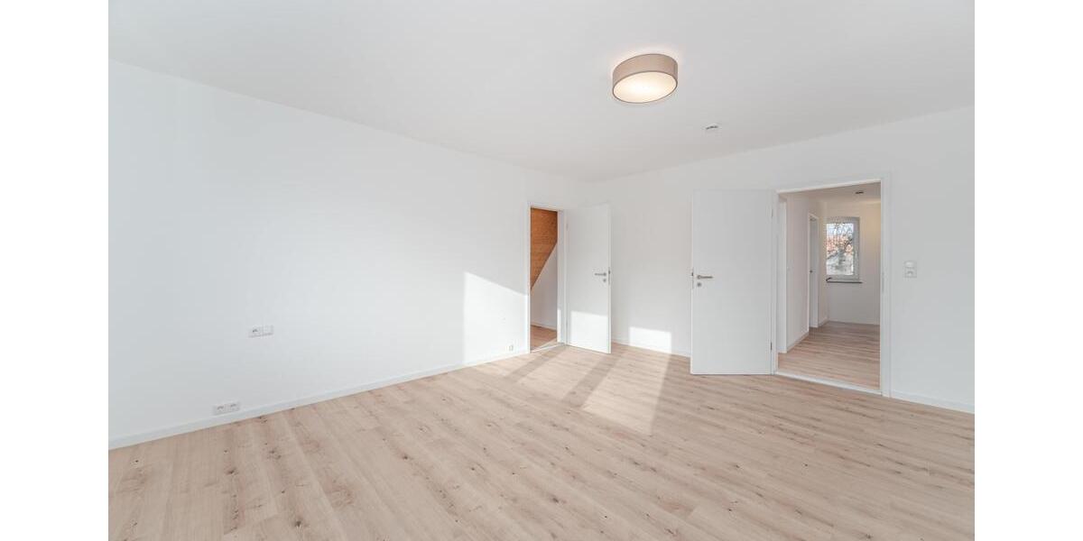 Einfamilienhaus Grünwald - 6 Zimmer, 210 m&sup2;, 4.200&euro; | Angebot:24571196