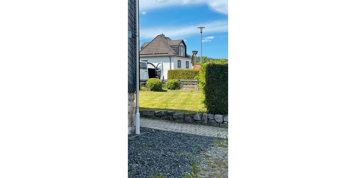 Einfamilienhaus Schleusingen - 6 Zimmer, 100 m&sup2;, 250.000&euro; | Angebot:27023327