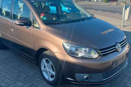 VW Touran 213.796 km 7.800 &euro; Rodgau 63110