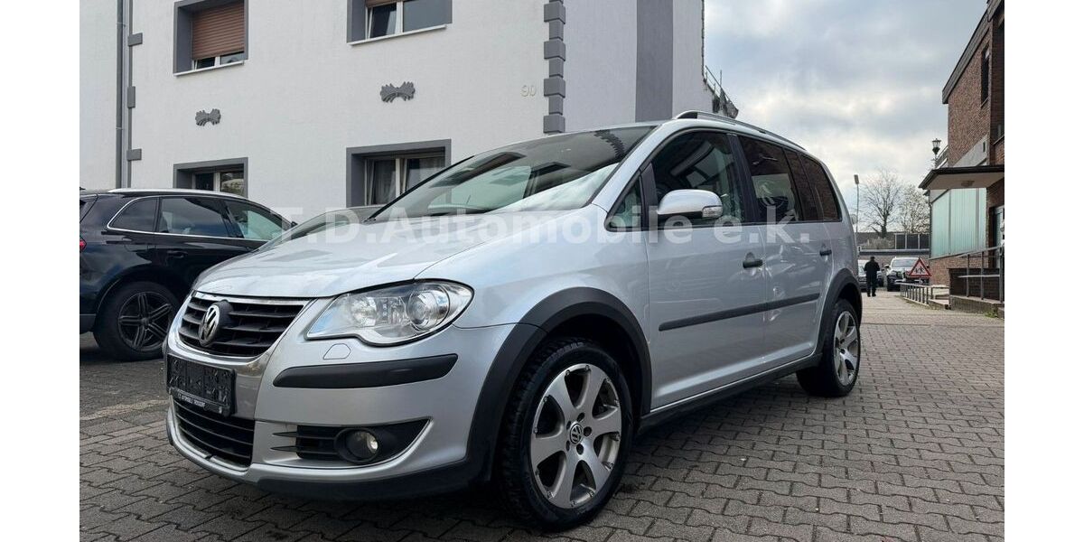 VW Touran 165.000 km 6.999 &euro; Troisdorf 53840