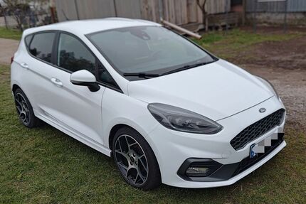 Ford Fiesta 77.500 km 15.500 &euro; Kolkwitz 03099