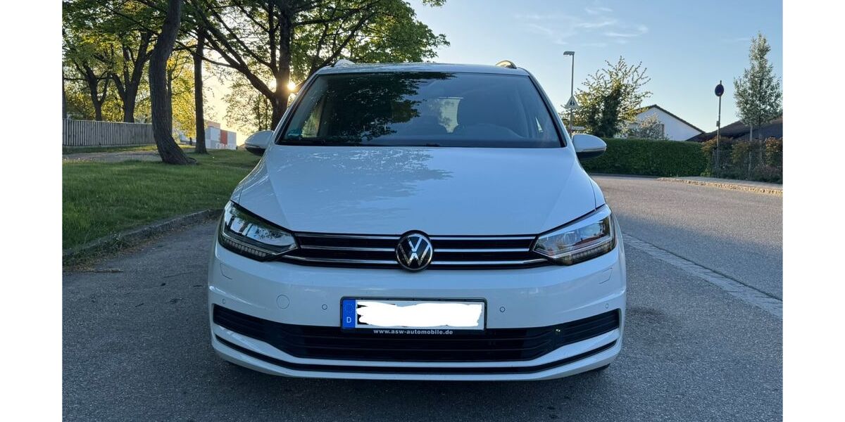 VW Touran 133.000 km 21.000 &euro; Au in der Hallertau 84072