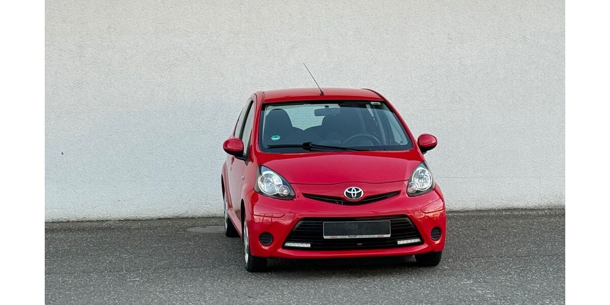 Toyota Aygo (X) 63.000 km 5.799 &euro; Kandel 76870