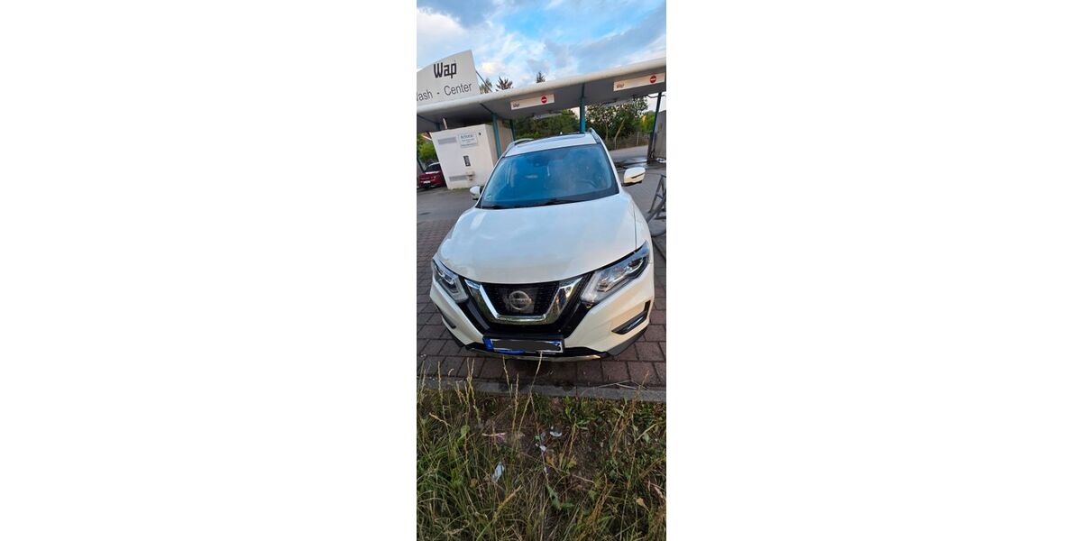 Nissan X-Trail 160.183 km 12.800 &euro; Leonberg 71229