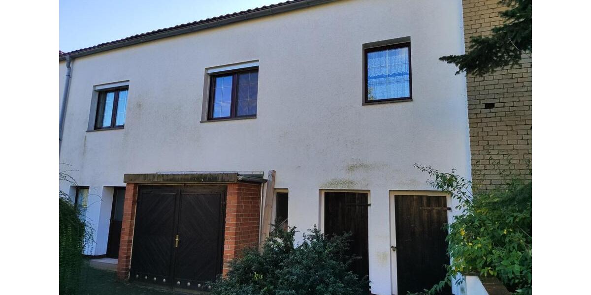 Doppelhaushälfte Elsterwerda - 7 Zimmer, 147 m&sup2;, 129.000&euro; | Angebot:22479924