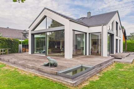 Haus Ismaning - 6 Zimmer, 402 m&sup2;, 10.600&euro; | Angebot:27728674