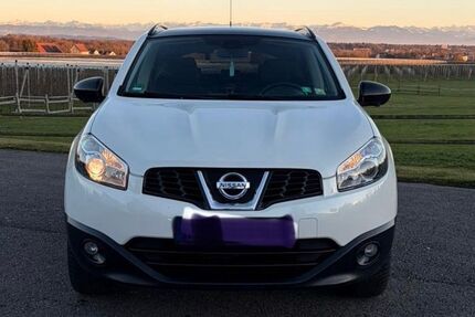 Nissan Qashqai 110.000 km 8.599 &euro; Friedrichshafen 88046