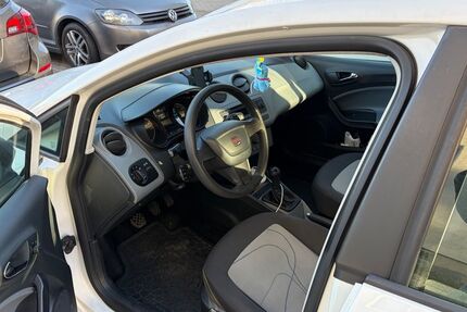 Seat Ibiza 200.987 km 2.850 &euro; Ilmenau 98693