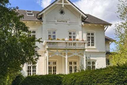 Haus Kiel / Düsternbrook Düsternbrook - 9 Zimmer, 327 m&sup2;, 2.100.000&euro; | Angebot:27152261