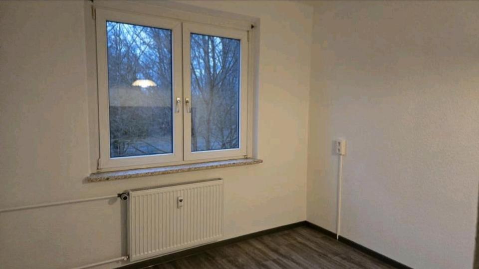 Etagenwohnung Seehausen (Altmark) - 3 Zimmer, 70 m&sup2;, 350&euro; | Angebot:26478477