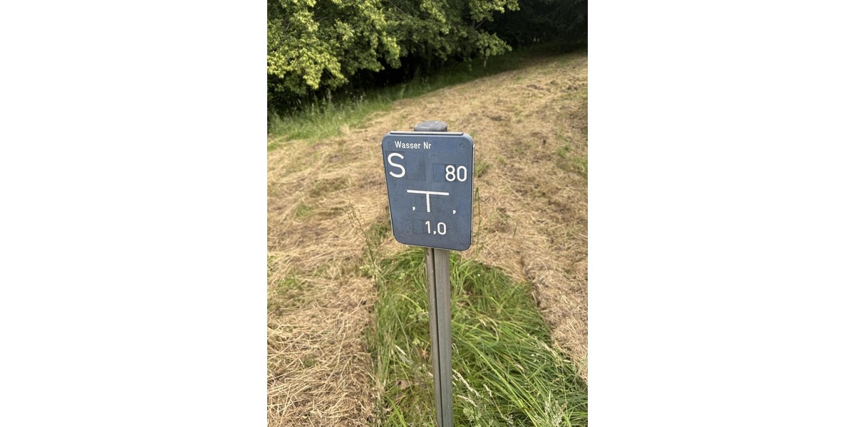 5260m² Großes Grundstück - bebaut mit Scheune und Werkstatt - Wald und Wiese! zimmer