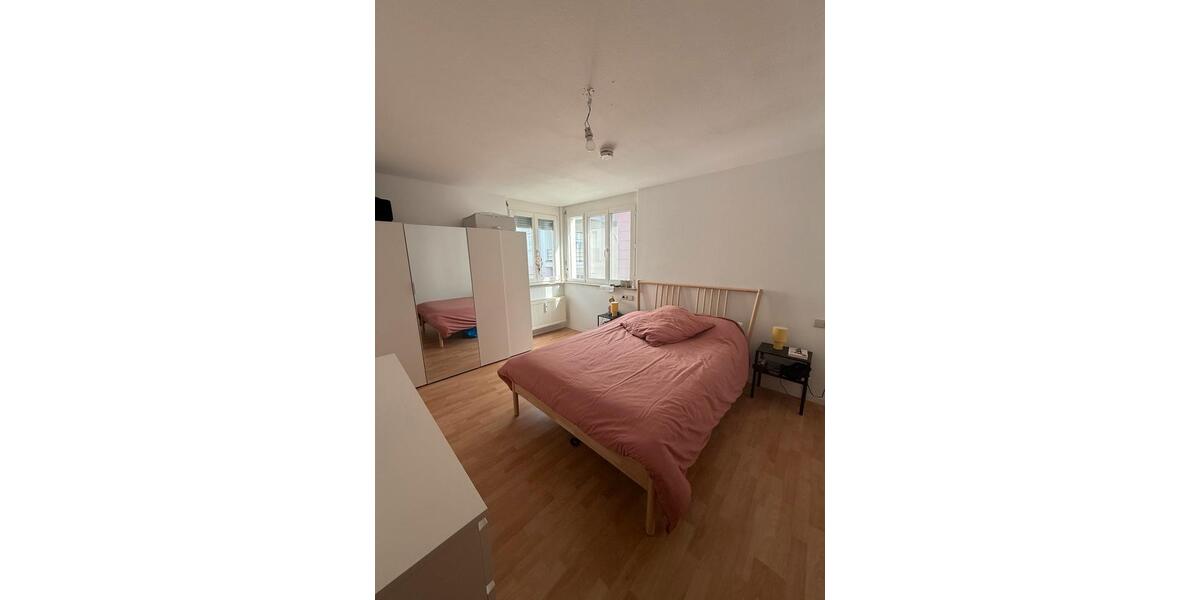 Etagenwohnung Esslingen am Neckar - 2 Zimmer, 56 m&sup2;, 1.000&euro; | Angebot:25415741