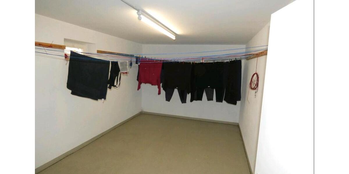 1-Raum Wohnung mit Terasse & Einbauküche - Zentrum Schleiz 1 zimmer