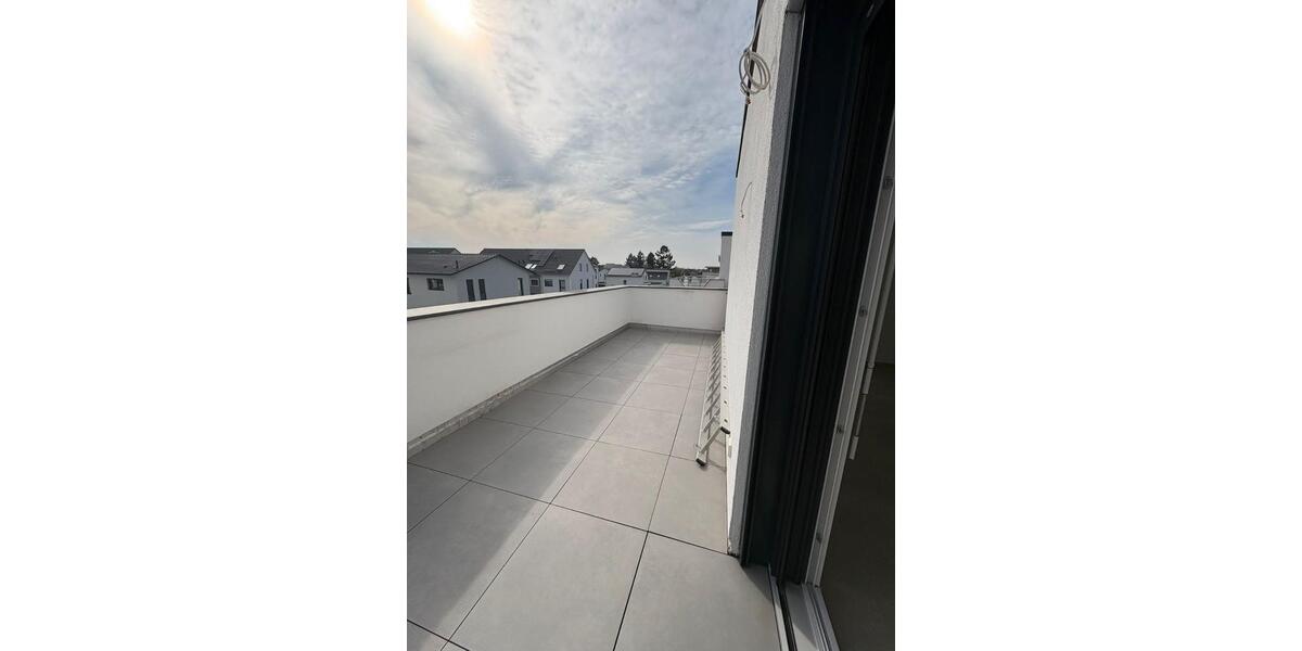 Dachgeschoßwohnung Gernsheim - 3 Zimmer, 80 m&sup2;, 1.000&euro; | Angebot:25873623