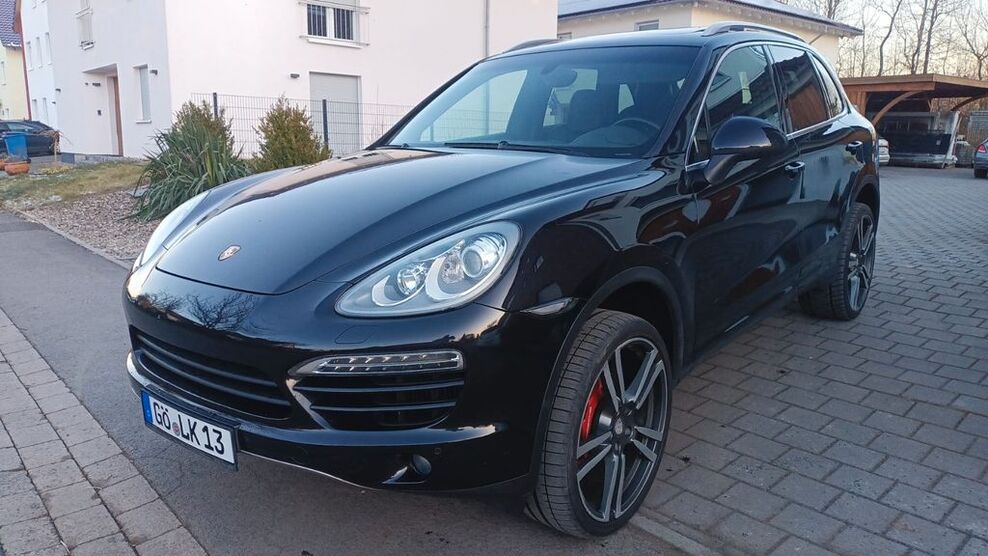 Porsche Cayenne 258.000 km 13.990 € Göttingen 37079