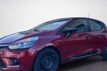Renault Clio 93.500 km 7.890 &euro; Hannover 30177
