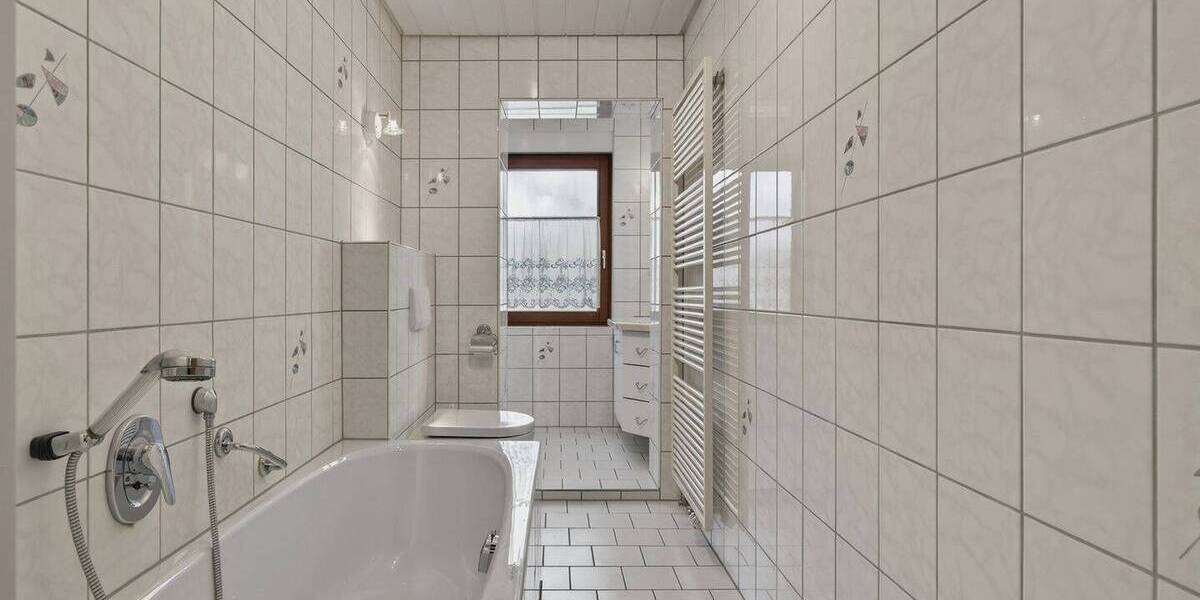 Mehrfamilienhaus, Wohnhaus Malsch Waldprechtsweier - 9 Zimmer, 165 m&sup2;, 469.000&euro; | Angebot:26026547