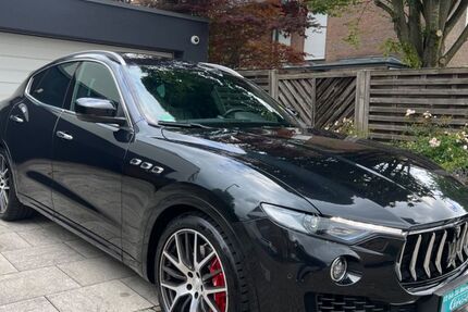 Maserati Levante 60.000 km 39.999 € Essen 45355