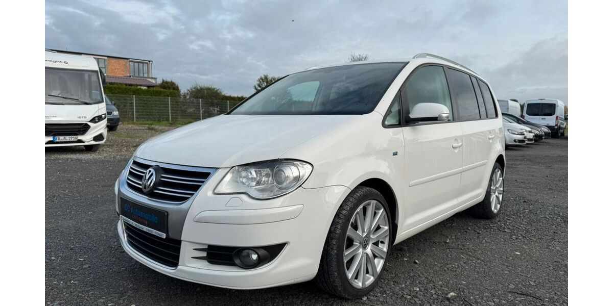 VW Touran 216.000 km 6.290 &euro; Münzenberg Gambach 35516