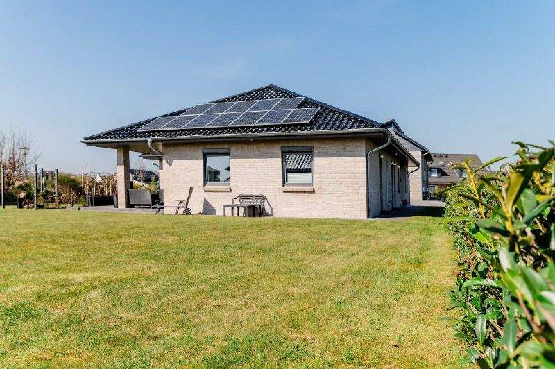 Einfamilienhaus Schafflund - 5 Zimmer, 157 m&sup2;, 640.000&euro; | Angebot:25152210