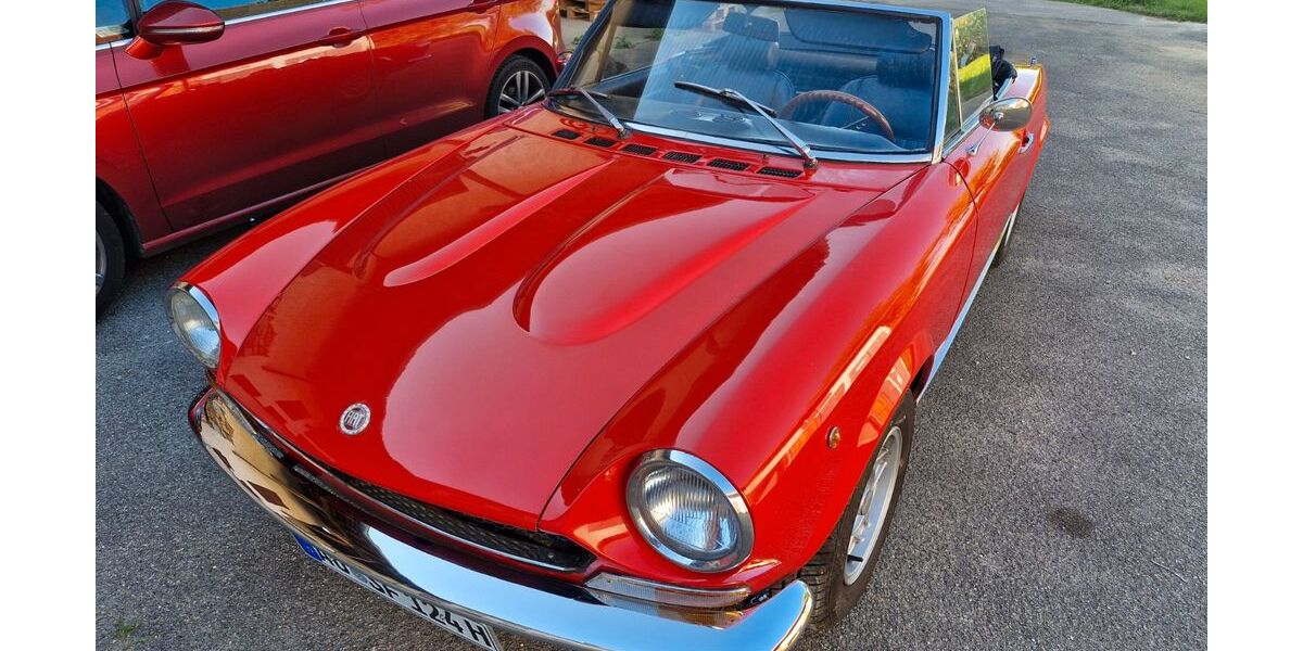 Fiat 124 Spider 28.500 km 15.900 &euro; Unterneukirchen 84579