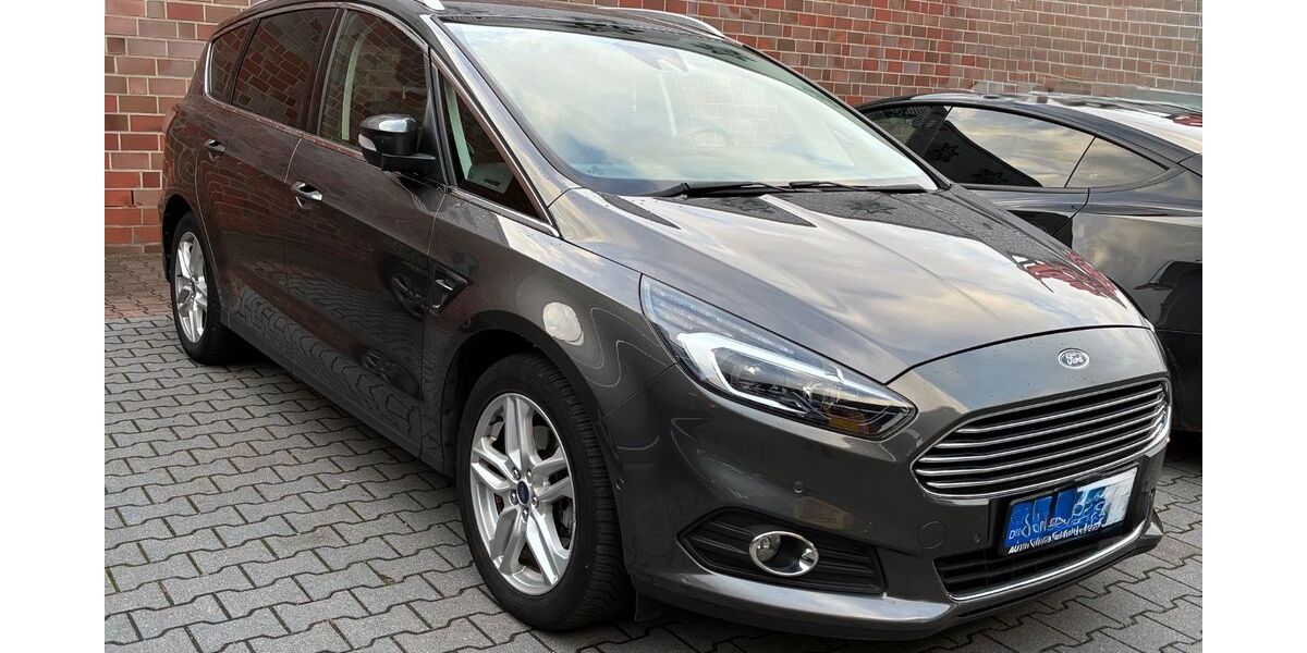 Ford S-Max 90.000 km 16.500 &euro; Bad Oldesloe 23843