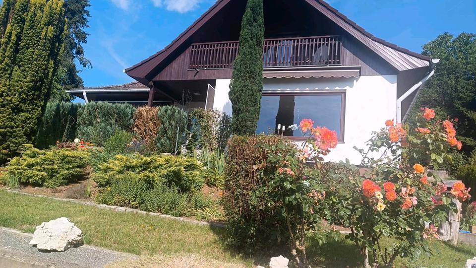Einfamilienhaus Ebermannstadt - 7 Zimmer, 144 m&sup2;, 499.000&euro; | Angebot:26932906
