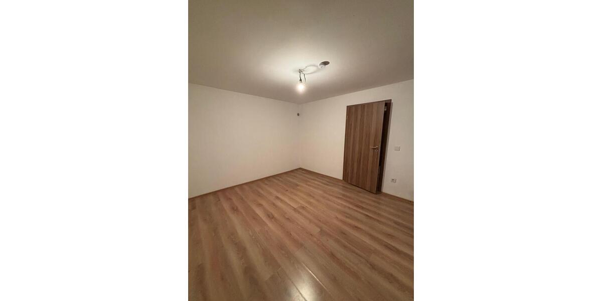 Mehrfamilienhaus, Wohnhaus Simbach - 8 Zimmer, 234 m&sup2;, 548.000&euro; | Angebot:26413241