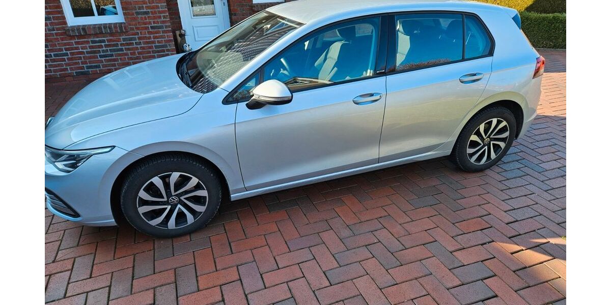 VW Golf 30.100 km 18.490 &euro; Südbrookmerland 26624