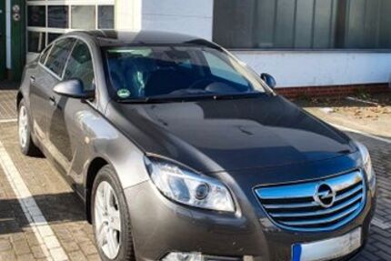 Opel Insignia 195.000 km 5.690 &euro; Schweinfurt 97421