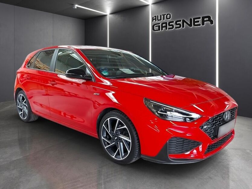 i30