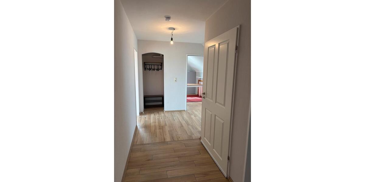 Dachgeschoßwohnung Langwedel - 2.5 Zimmer, 75 m&sup2;, 700&euro; | Angebot:25948841