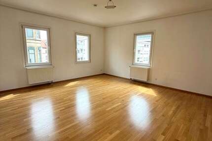 Wohnung Stuttgart Stuttgart-Süd - 5 Zimmer, 140 m&sup2;, 2.020&euro; | Angebot:26780046