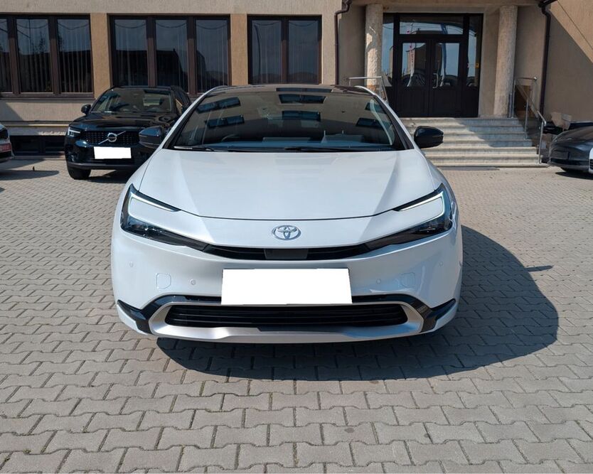 Toyota Prius 12.000 km 39.866 € Riemerling 85521