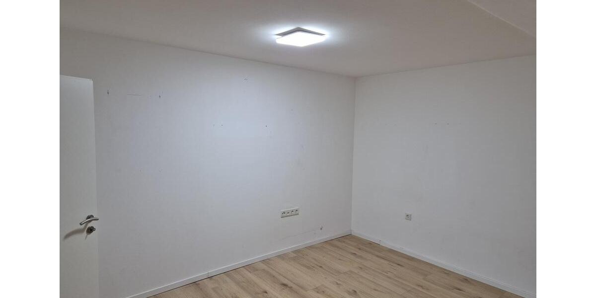 Etagenwohnung Völklingen - 1 Zimmer, 30 m&sup2;, 500&euro; | Angebot:25750538